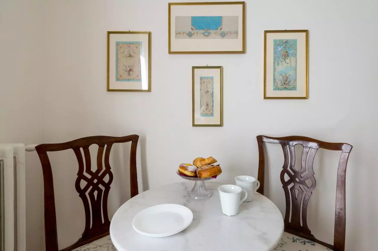 Appartamento 803 tavolo