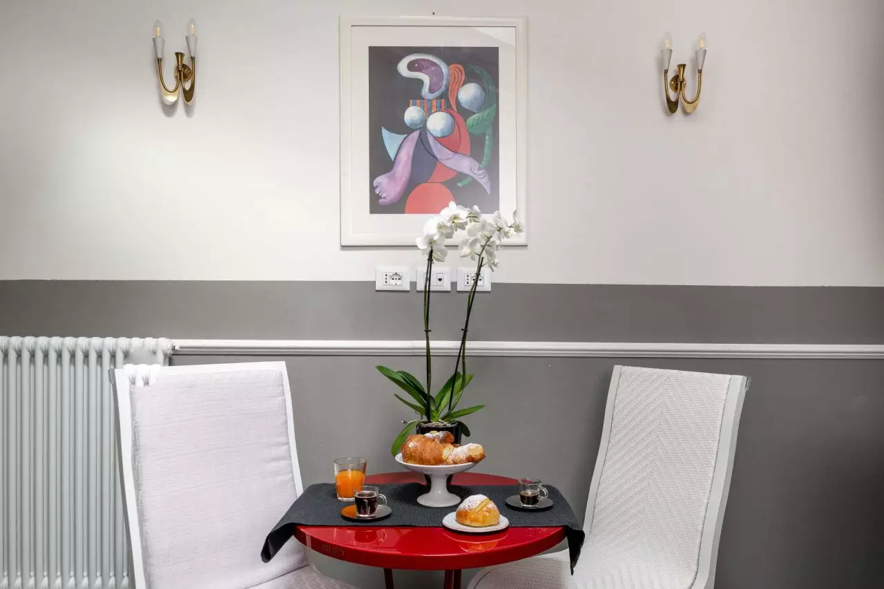 Appartamento 811 tavolo